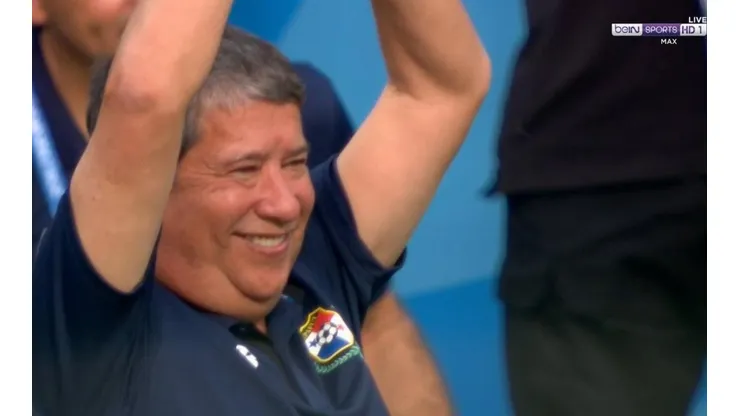 "El Bolillo" habría sido tentado para volver a Ecuador a la que llevó al Mundial en 2002
