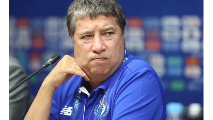 El estratega colombiano de la Marea Roja definirá su futuro en el regreso a Panamá