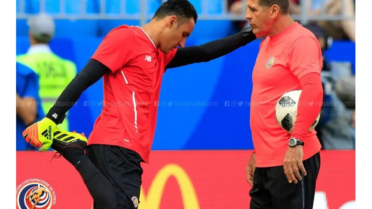 El portero de la selección costarricense reconoció el aporte del estratega Óscar Ramírez