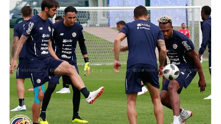 Bryan Ruiz rechazó los rumores de un posible descontento con el seleccionador Óscar Ramírez