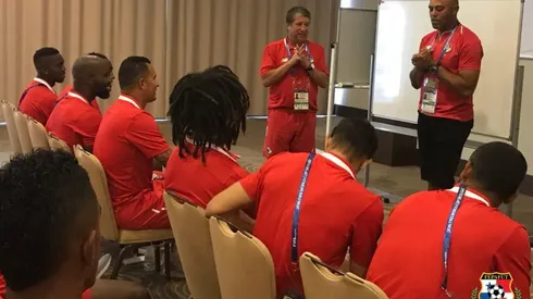 El legendario grandeliga se reunió con la selección panameña en Sochi