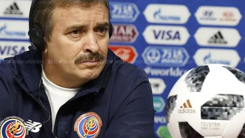 Reconoció la responsabilidad que le otorga ser el primer tico en dirigir a su selección en el Mundial