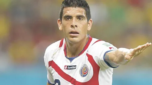 El zaguero fue cuestionado por la prensa tica por su desempeño ante Bélgica