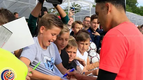 El portero costarricense fue protagonista en el entrenamiento del lunes
