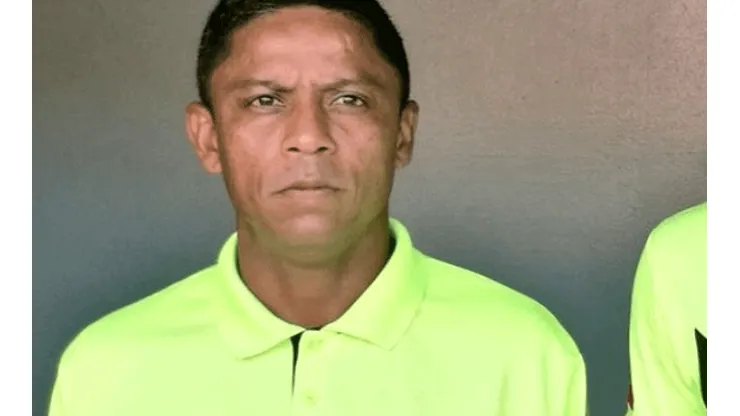 Arbitro y recolector de basura de Panamá irá al Mundial