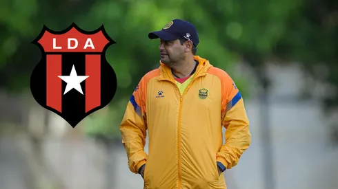 Jeaustin Campos coquetea con Alajuelense.