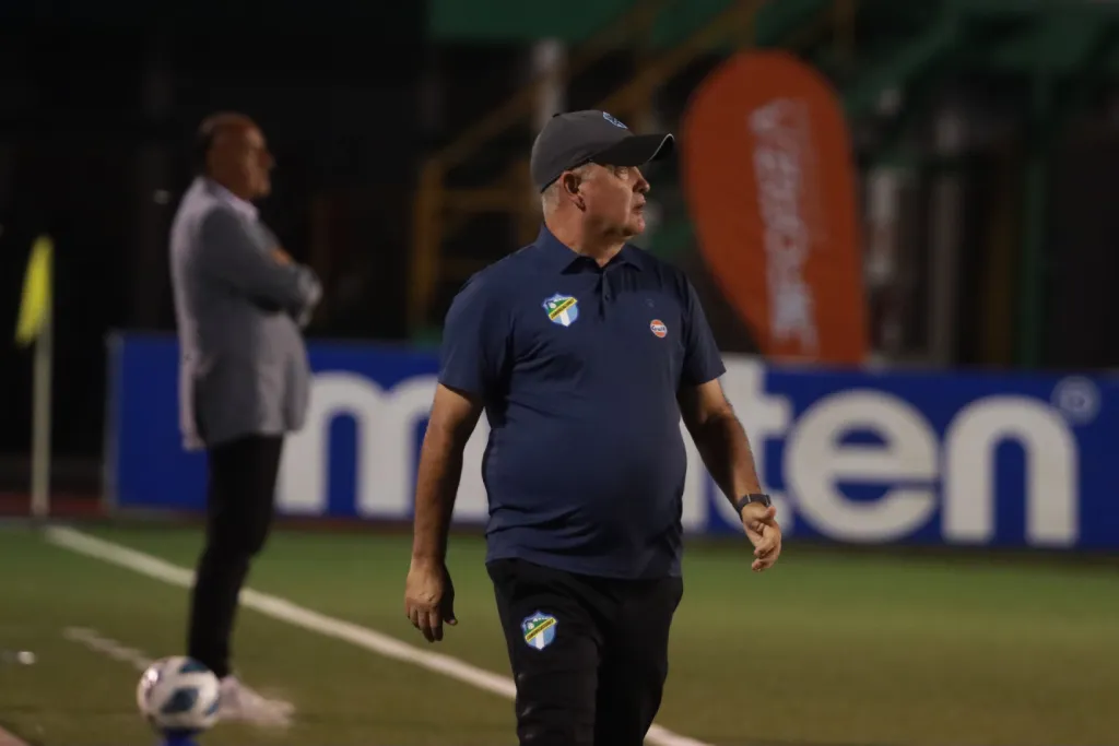 Willy Olivera – Comunicaciones