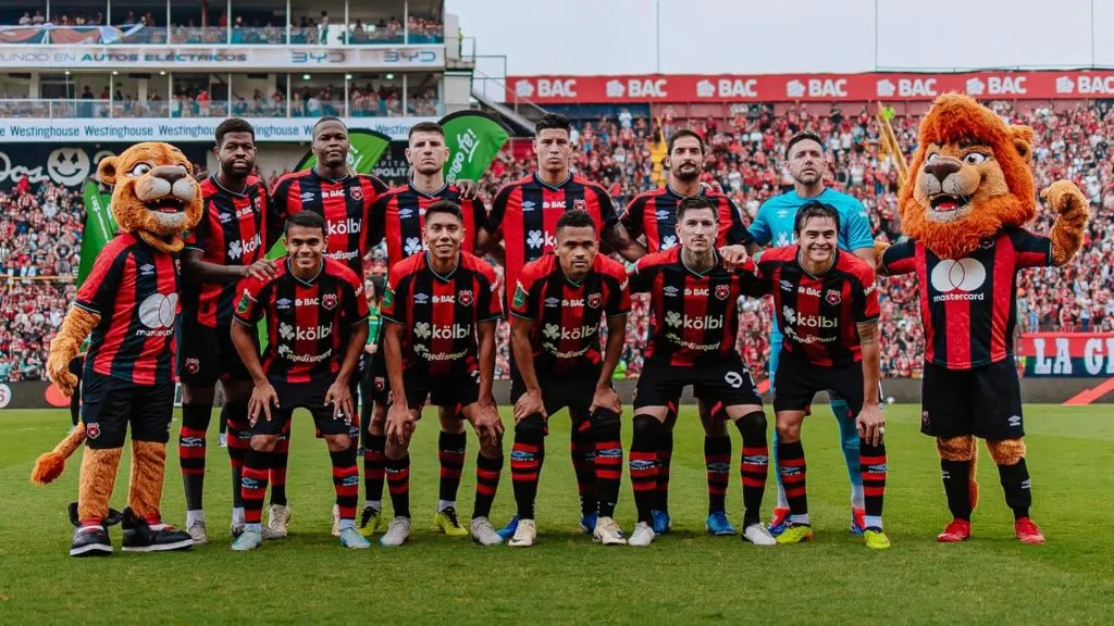 Alajuelense solo pudo vencer a Esteban Alvarado una vez (LDA).