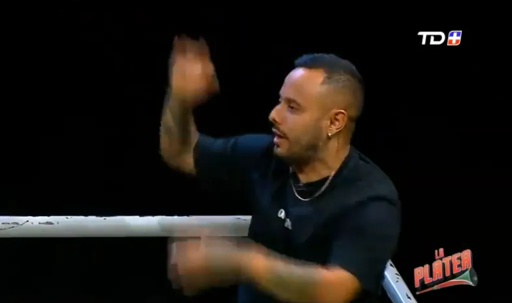 Alemán le tiró con todo a Jefferson Brenes (TD Más).