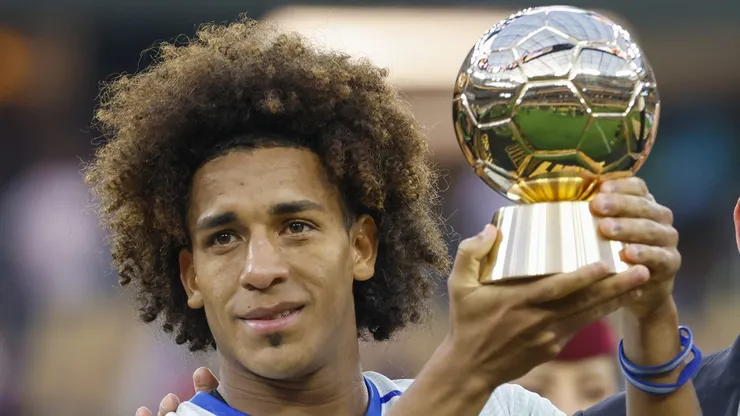 Dedicatoria especial: esto dijo Adalberto Carrasquilla tras ser elegido como el Jugador del Año en Concacaf