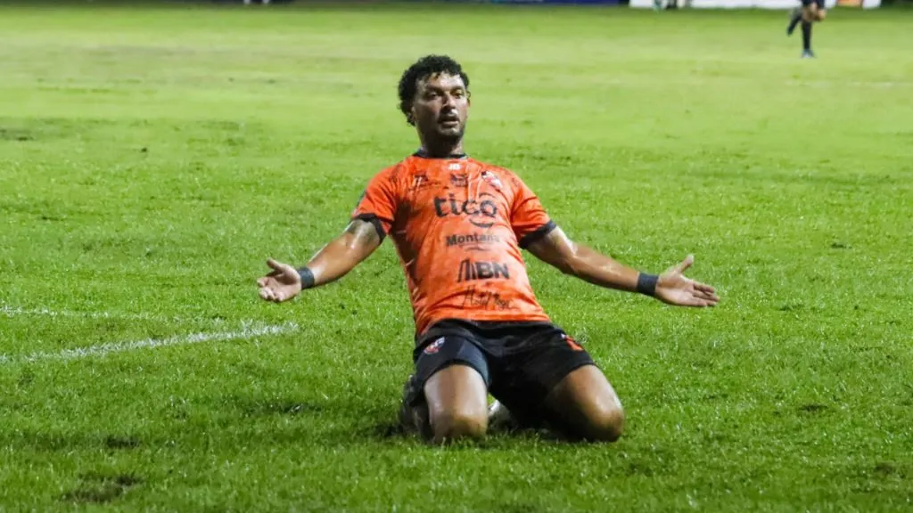 Michael Barrantes podría cambiar su destino. (Foto: La Nación)