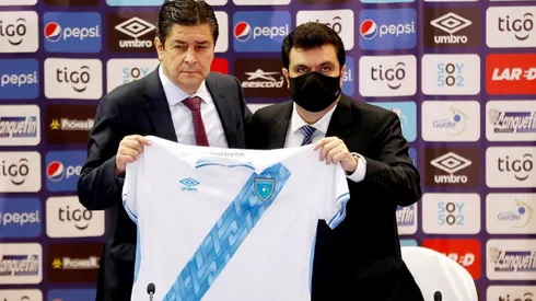 Luis Fernando Tena junto a Gerardo Paiz.