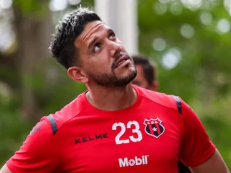 Con Leo Moreira cuestionado, Alajuelense toma una decisión por un portero