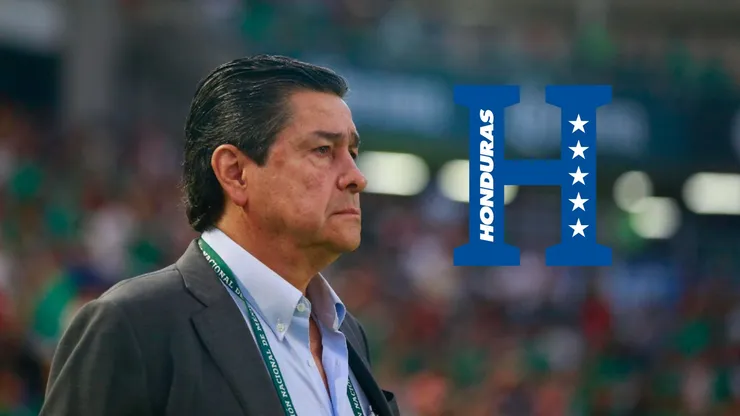Luis Fernando Tena, DT de Guatemala.