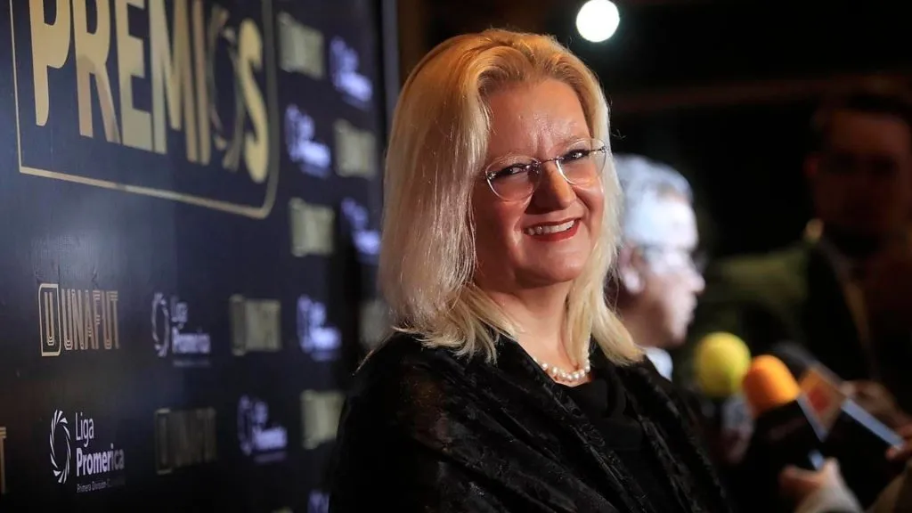 Vicky Ross le respondió a Claudio Vivas.