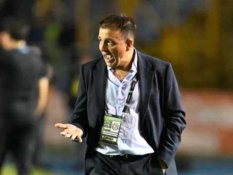 La inesperada elección de Claudio Vivas que abre el debate en la Selección de Costa Rica