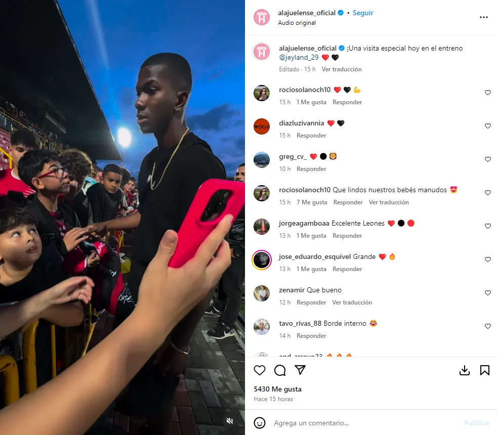 Jeyland Mitchell estuvo en el Morera Soto. (Instagram)