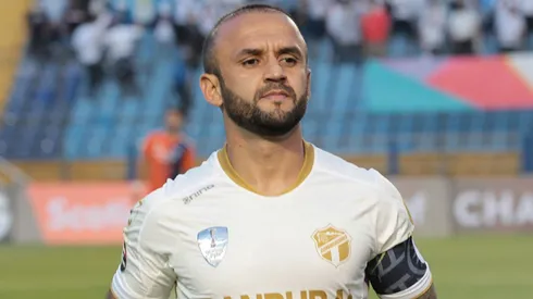 José Contreras, jugador de Comunicaciones.