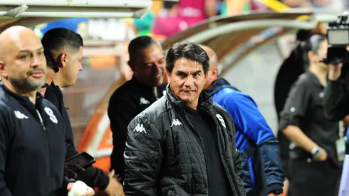 Se fue con Vladimir Quesada y ahora dirigiría al verdugo de Saprissa.