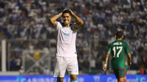 Luis Palma se lamenta.