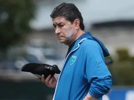 Luis Fernando Tena mete presión a sus jugadores antes de los juegos cruciales de Guatemala