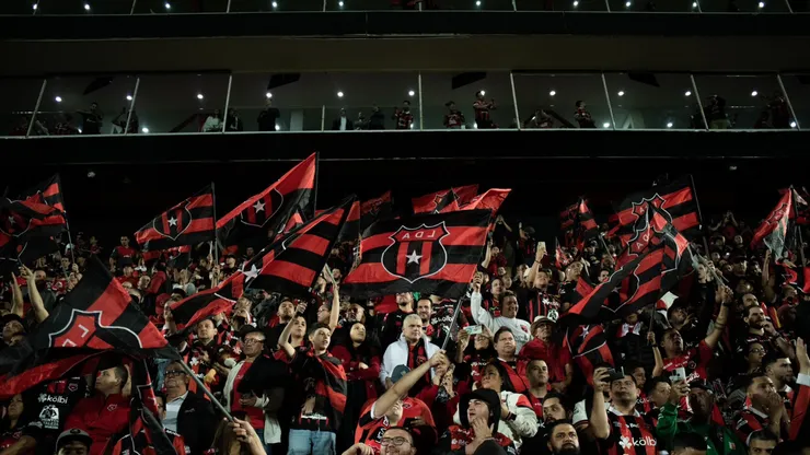 Alajuelense solo piensa en la gloria.