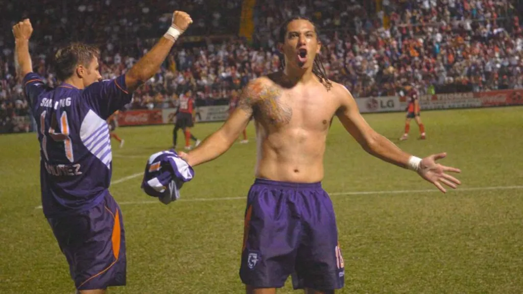 Alonso Solís volvería a jugar a sus 45 años. (Foto: Saprissa)