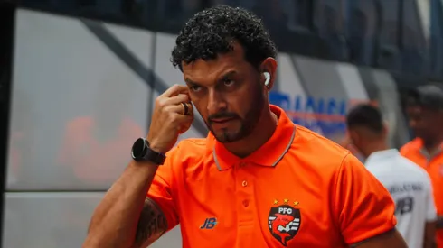 El histórico Michael Barrantes fue apartado de Puntarenas por Luis Fernando Fallas y no se quedó callado.