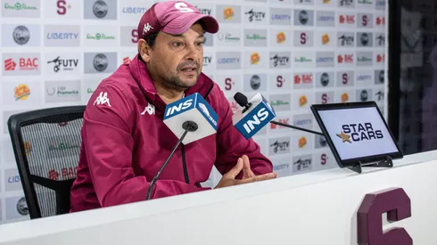 Jeaustin Campos esperó a que Vladimir Quesada se fuera de Saprissa para decir lo que tenía guardado.