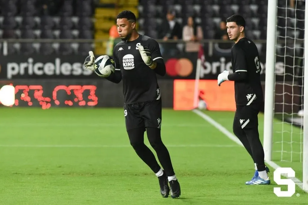 Alvarado fue uno de los pocos puntos altos de Saprissa (Saprissa).
