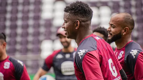 Fidel Escobar entra a un grupo selecto en Saprissa