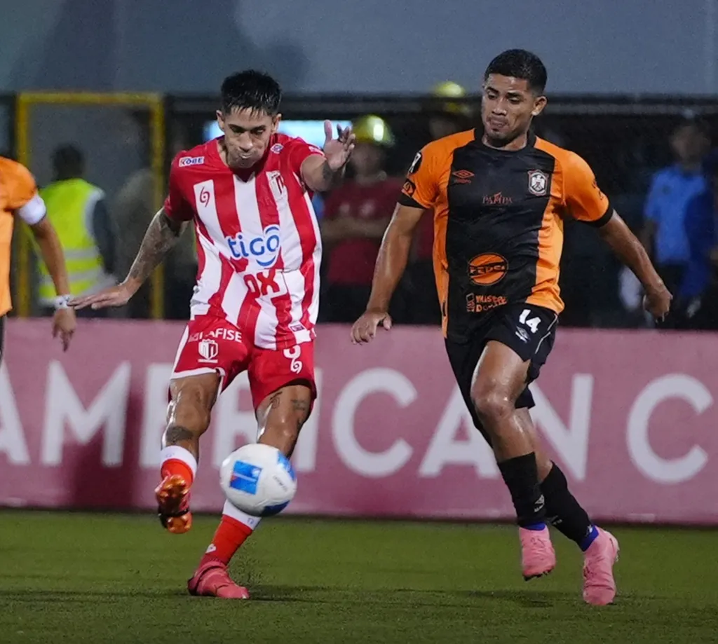 Si persiste el empate en el global, la serie entre Águila y Real Estelí podría irse a los tiempos extra o los penales. (Foto: Real Estelí)