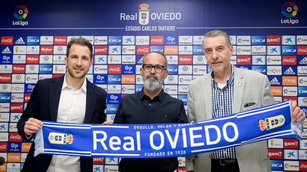 Agustín Lleida prefirió quedarse en el Real Oviedo.