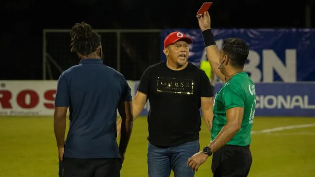 Víctor “Mambo” Núñez – Herediano