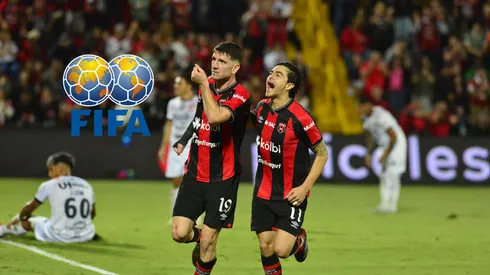 Alajuelense recibe noticias de la FIFA.