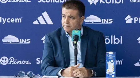 Campeón en Concacaf, dirigió un Mundial y se postula para Costa Rica