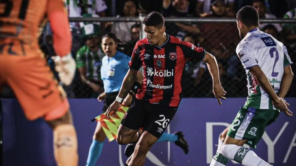 Fernando Piñar fue descartado por Herediano y terminó siendo figura en Alajuelense.