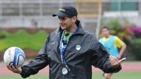 Ronald González, DT de Comunicaciones.