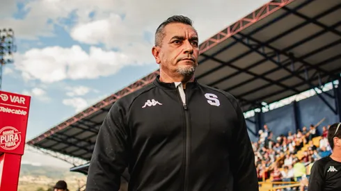 "Somos peones, no somos estrellas": Saprissa recibe desde Costa Rica un baño de humildad