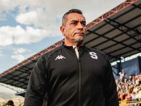 El peor de los grandes: Saprissa queda expuesto y José Giacone sufre por las consecuencias