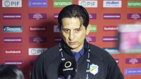 Comunicaciones cumple más deseos a Ronald González al confirmar dos salidas