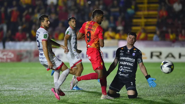 San Carlos vs. Herediano: a qué hora juegan y dónde ver el partido de Liga Promérica.