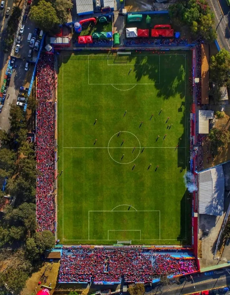 Así es el Estadio Manuel Felipe Carrera “El Trébol”.