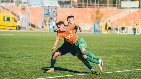 Preocupación extrema por Warren Madrigal en Valencia: "Tiene la rodilla afectada"