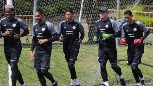 Se formó en Saprissa, fue seleccionado de Costa Rica y ahora muestra una peculiar habilidad en Guatemala