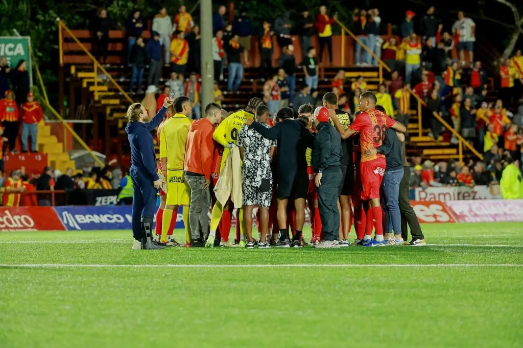 Herediano se quedó con un valioso triunfo ante Alajuelense (Herediano).