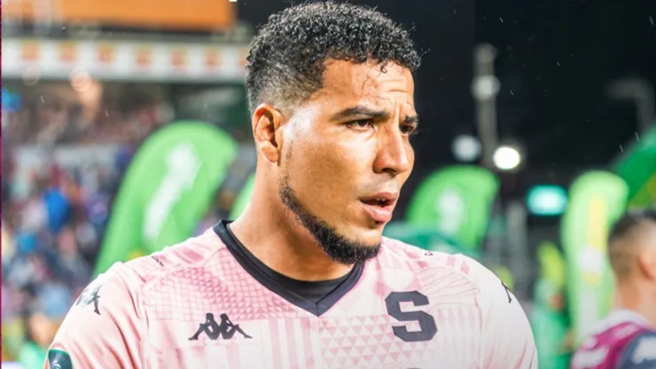 Esteban Alvarado le lanza una advertencia a Alajuelense