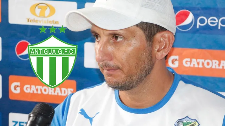 Ronald González, DT de Comunicaciones.