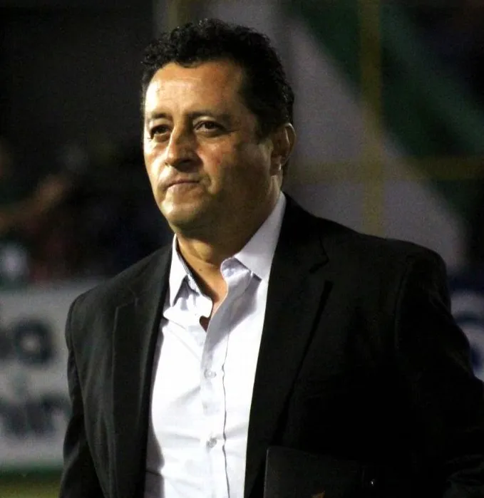 El equipo de Roberto Montoya recibió un duro revés.