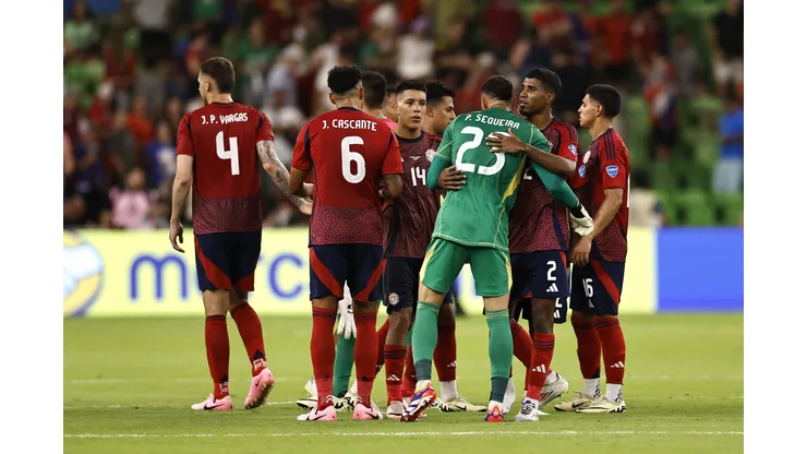 AUSTIN, TEXAS - JULY 02: Patrick Sequeira of Costa Rica celebrates with teammates after winning 2-1 the CONMEBOL Copa America 2024 Group D match between Costa Rica and Paraguay at Q2 Stadium on July 02, 2024 in Austin, Texas. (Photo by Buda Mendes/Getty Images)
